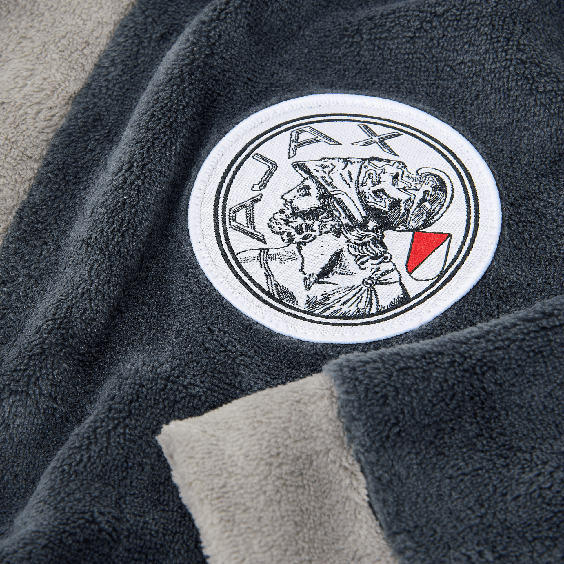 Ajax-bathrobe grey senior 3